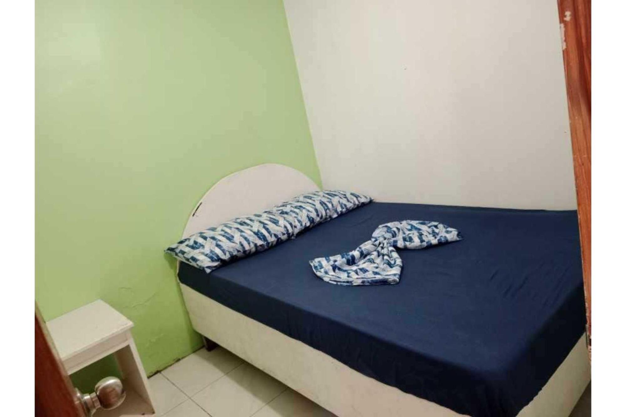 Oyo 1048 Jomckayl Apartelle Naga  Bagian luar foto
