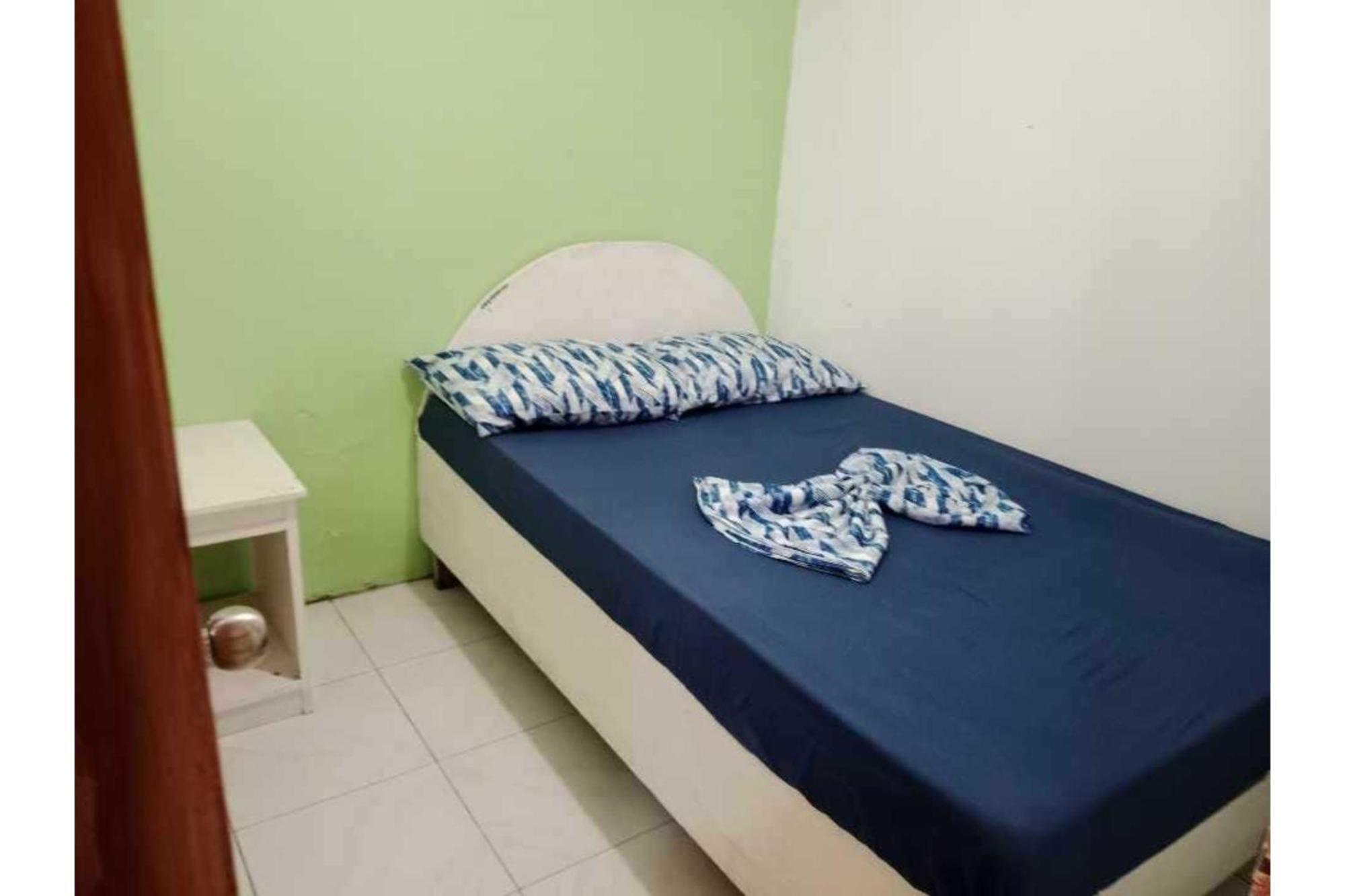 Oyo 1048 Jomckayl Apartelle Naga  Bagian luar foto